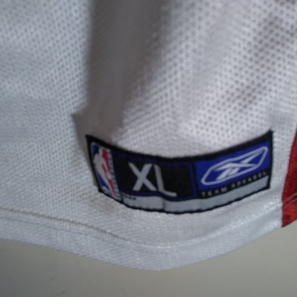 Dwayne Wade Miami Heat White Jersey #3 Reebok SZ: XL(18-20) Good Christmas Gift. - Picture 3 of 5